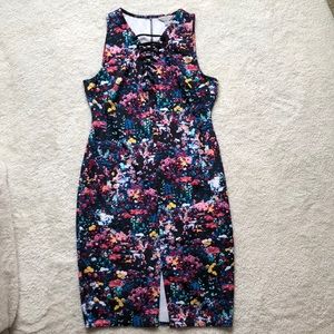 Belle Sky Lace-up V-neck Floral Print Dress